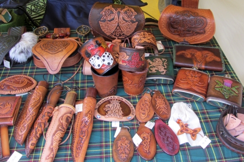 23_priessnitz_markt-arngrims-lederey_1200-800